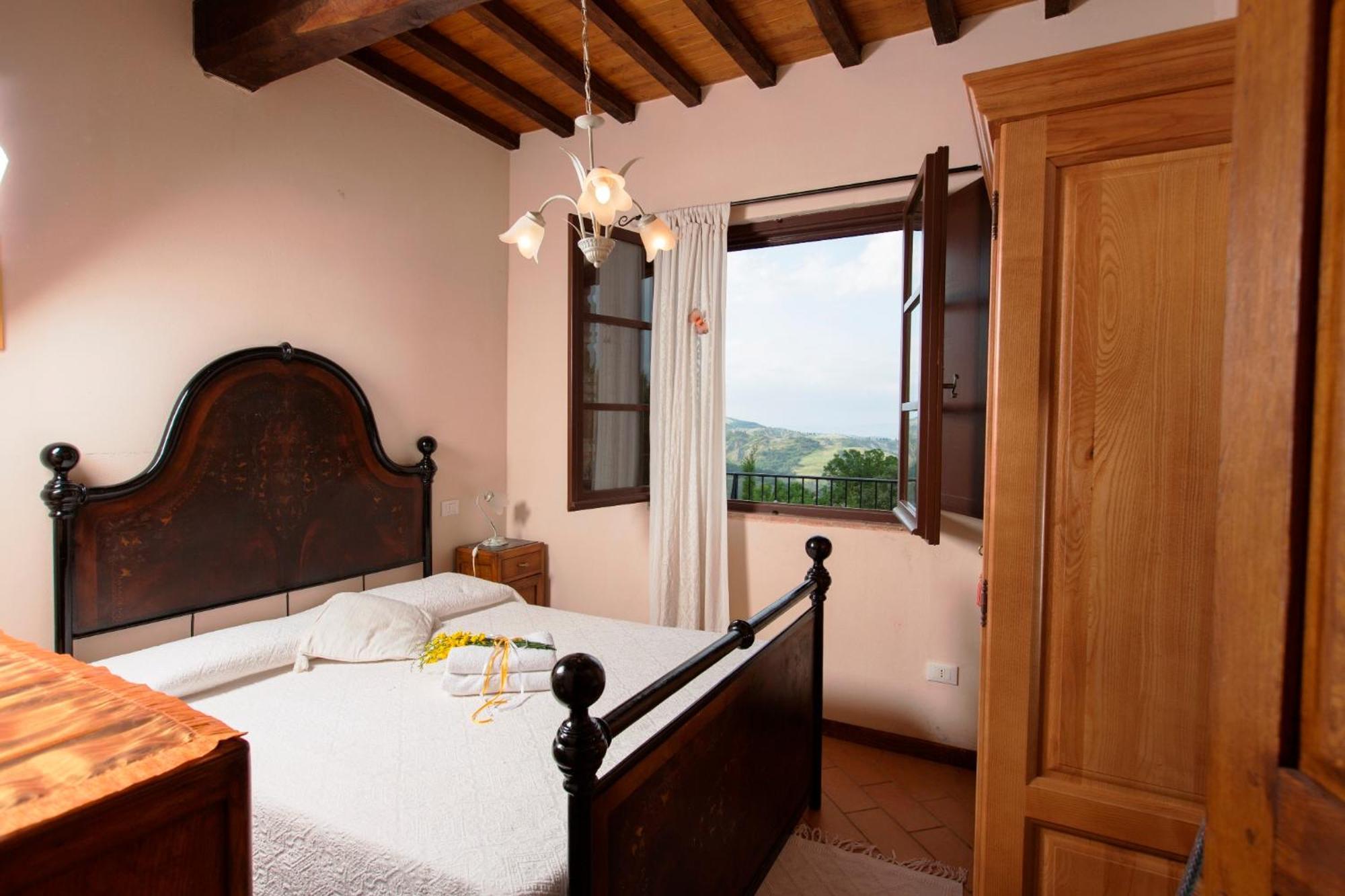 Agriturismo Selvella Radicofani Exteriör bild